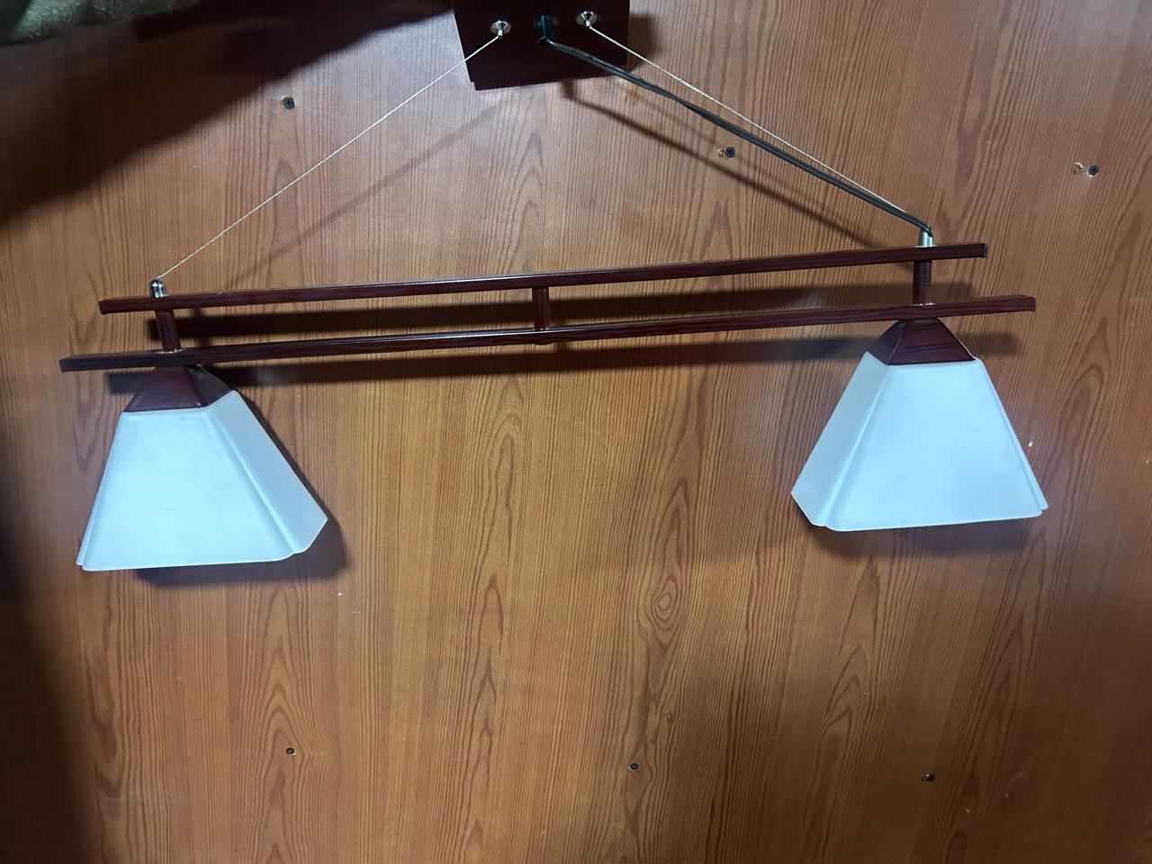 Lámpara colgante de dos luces